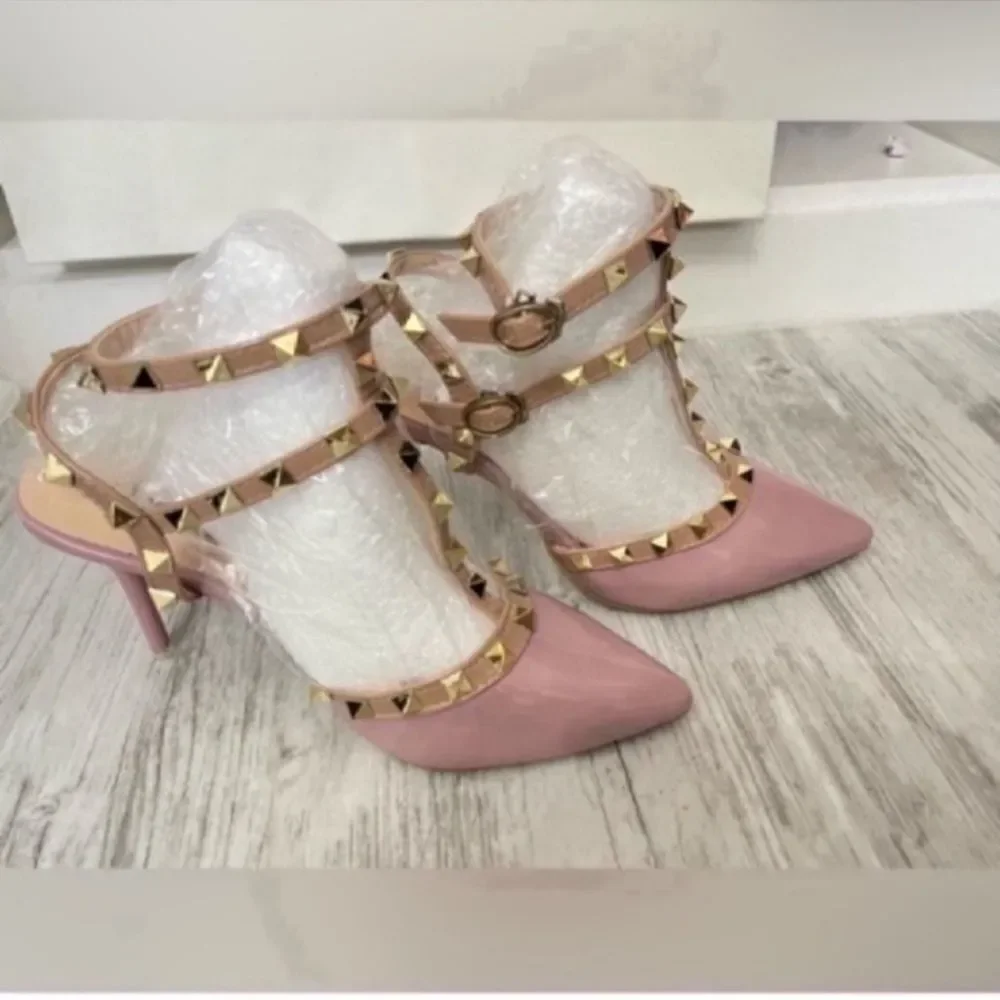 New beautiful Rivet High Heels Shoes 6